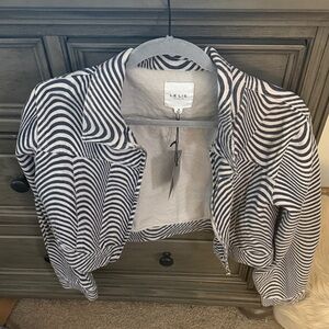 Le Lis Monochrome Wave Pattern Jacket
